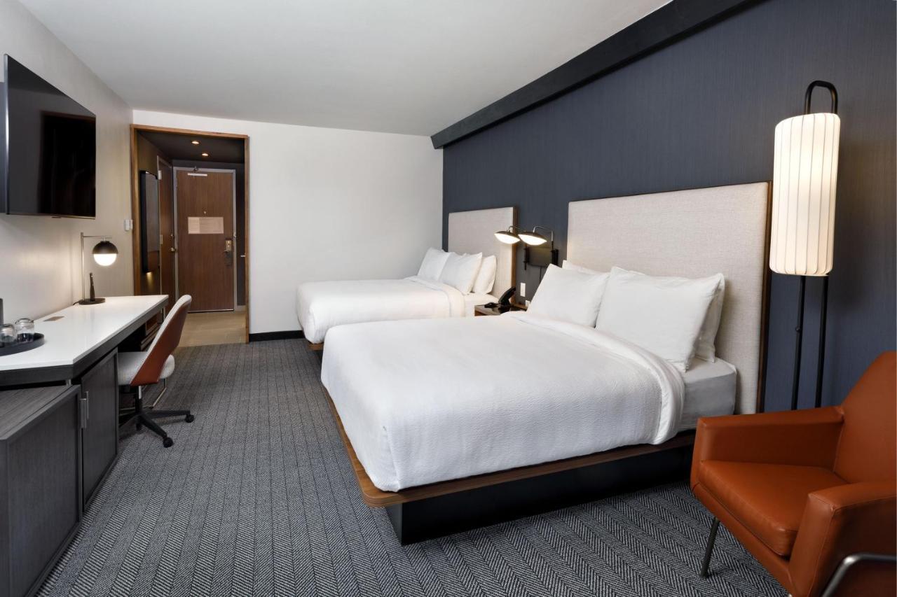 Courtyard By Marriott Richmond Scott'S Addition ภายนอก รูปภาพ