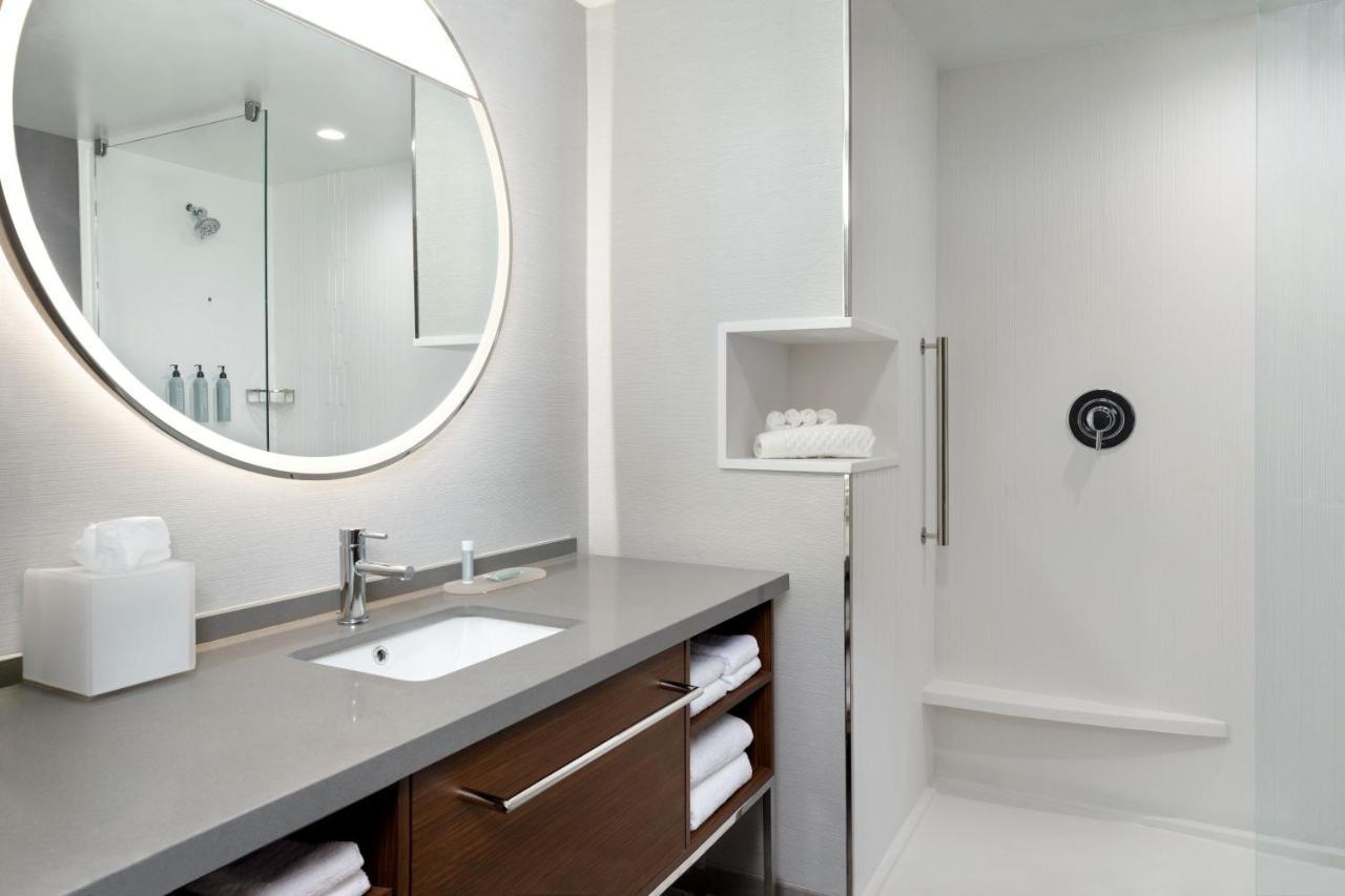 Courtyard By Marriott Richmond Scott'S Addition ภายนอก รูปภาพ
